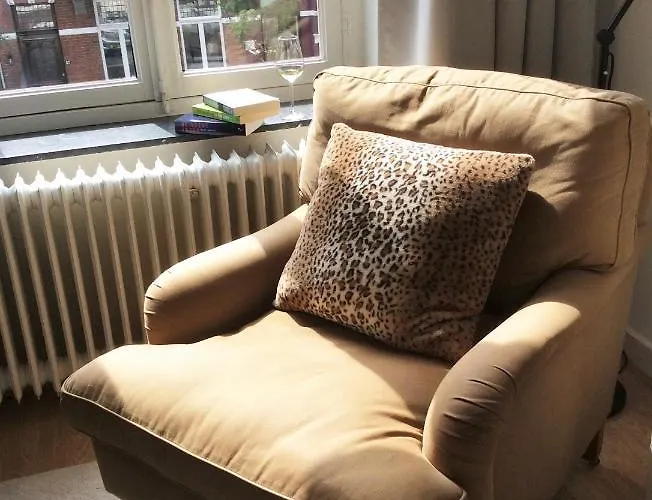 Couette-café Alexander 3*