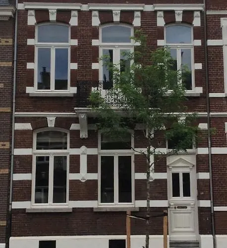 Alexander 3* Maastricht